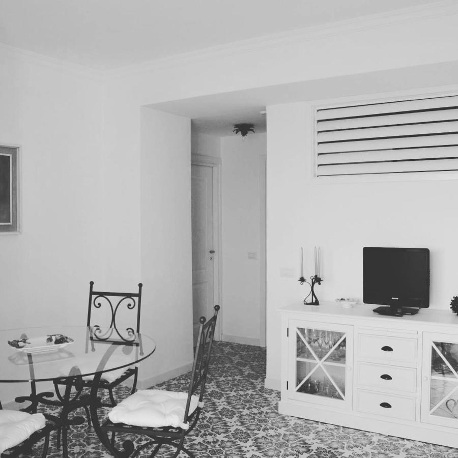 Il Porto Capri Casa Vacanza Экстерьер фото